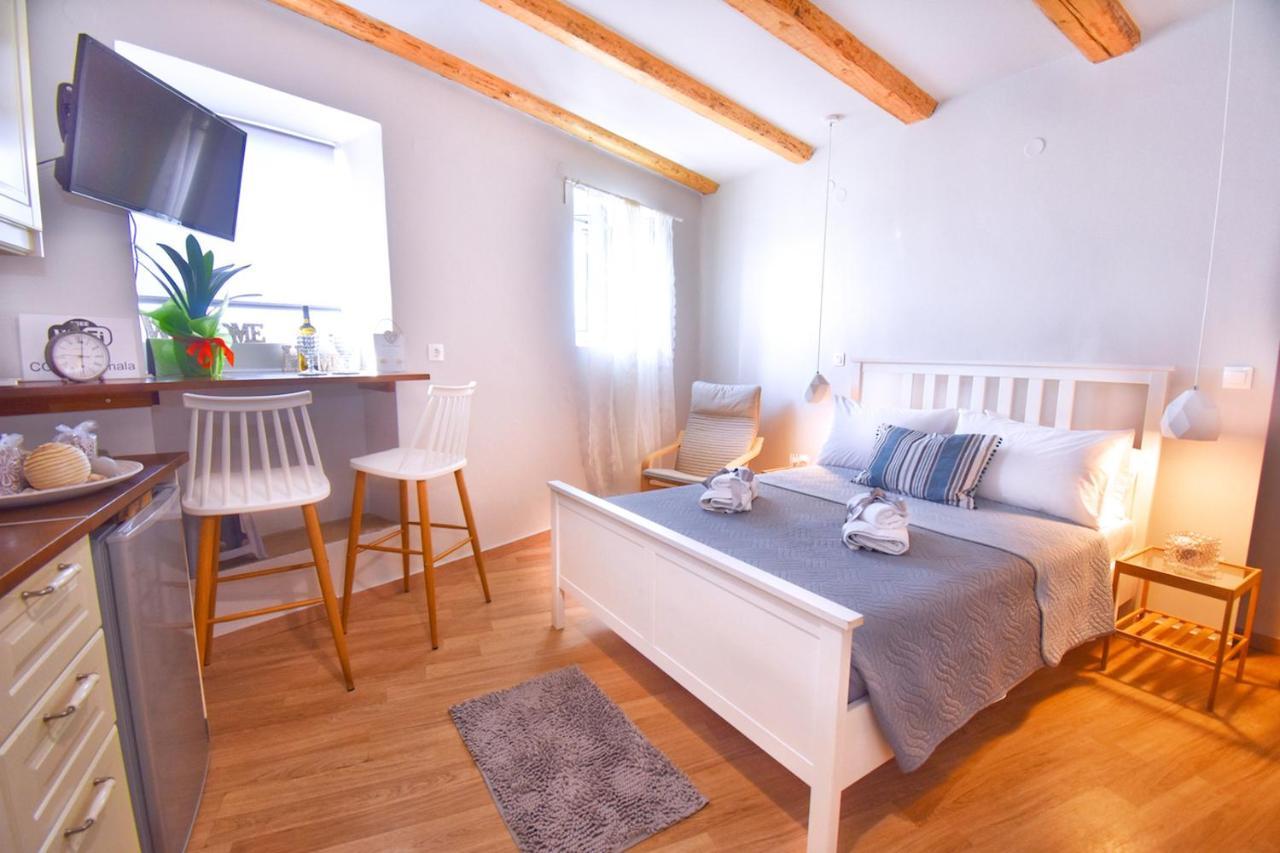 Mouragia Seaside Ground Floor Studio Corfu  Екстериор снимка